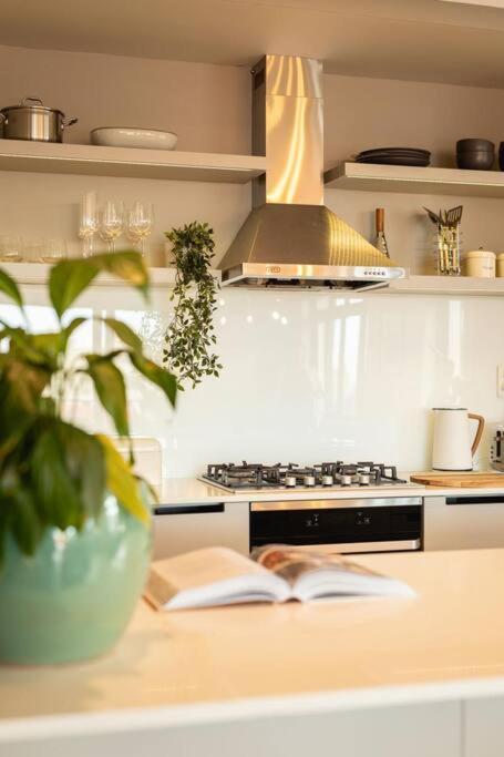 Hermanus Waterfront, Ocean Deluxe - Apartment 2 المظهر الخارجي الصورة